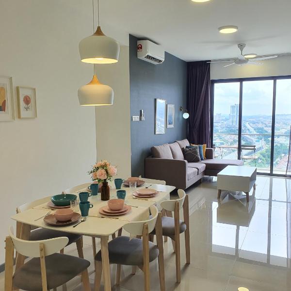 United Point Residence 6 pax Near Mont Kiara Desa Park Kepong, Куала-Лумпур