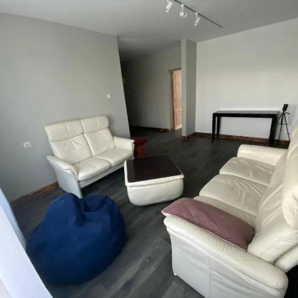 AVapartment، فندق في Lipuški