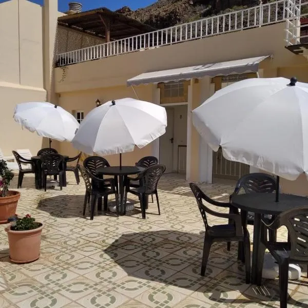 Apartamentos Martell、プラヤ・デ・サンティアゴのホテル