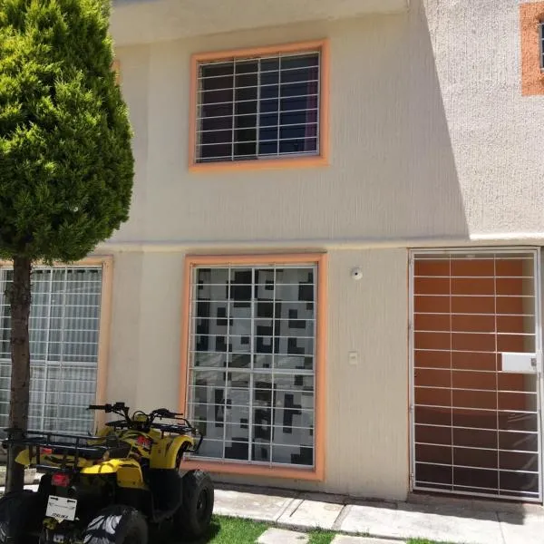 A 10 min del zócalo!! Casa de 2 plantas, hotel in Atlixco