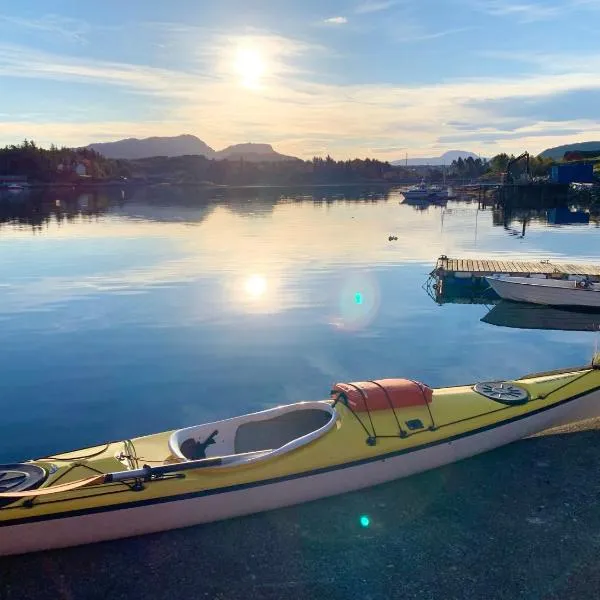 Drømmebrygga, hotel in Averoy