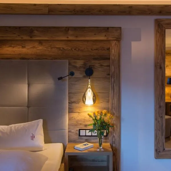 Alpine Lifestyle Berghotel Madlener, hotelli kohteessa Damuls