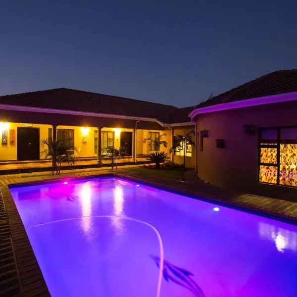 Elegant & Exclusive Boutique GuestHouse, hotel u gradu Gaborone