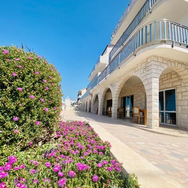 Hotel Buenavista Beach House Trogir, hotel in Trogir