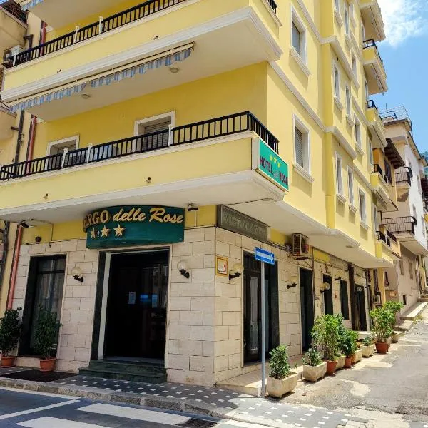 Albergo delle Rose, hótel í Bagnara Calabra