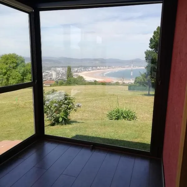 Bungalow, hotel in Laredo