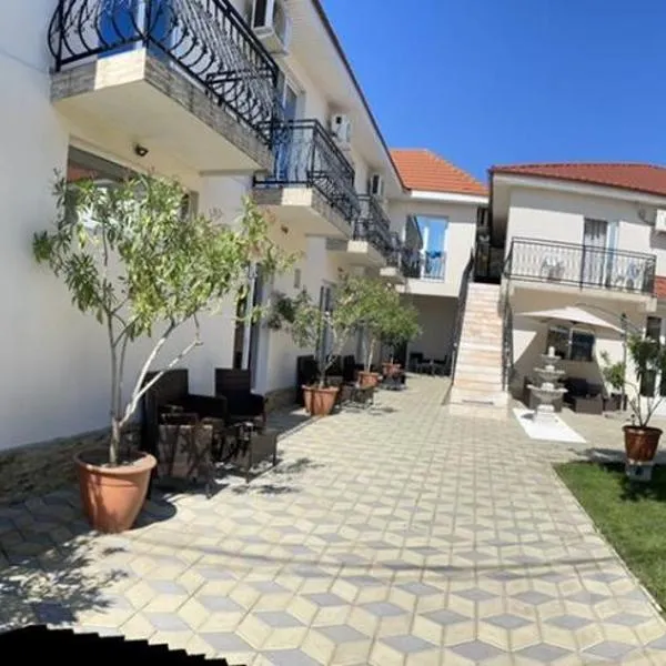 Casa Athena, hotel v mestu Costinesti