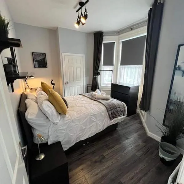 Cosy Jesmond 3 bed apartment - fantastic location, hotel in Jesmond