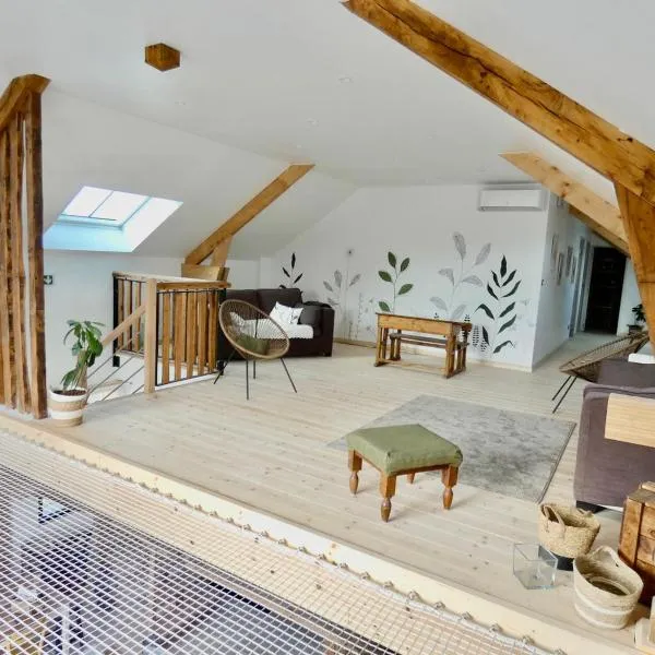 Le Nichoir, hotel v destinaci Lion-en-Sullias