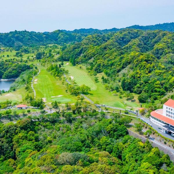 Kamogawa Country Hotel