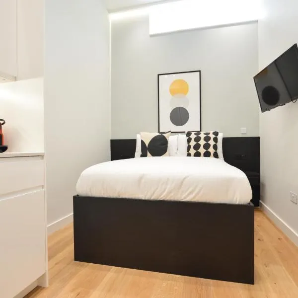 Earls Court West Serviced Apartments by Concept Apartments, hotel in London