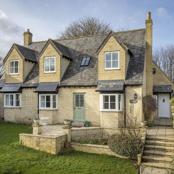 Upper End House