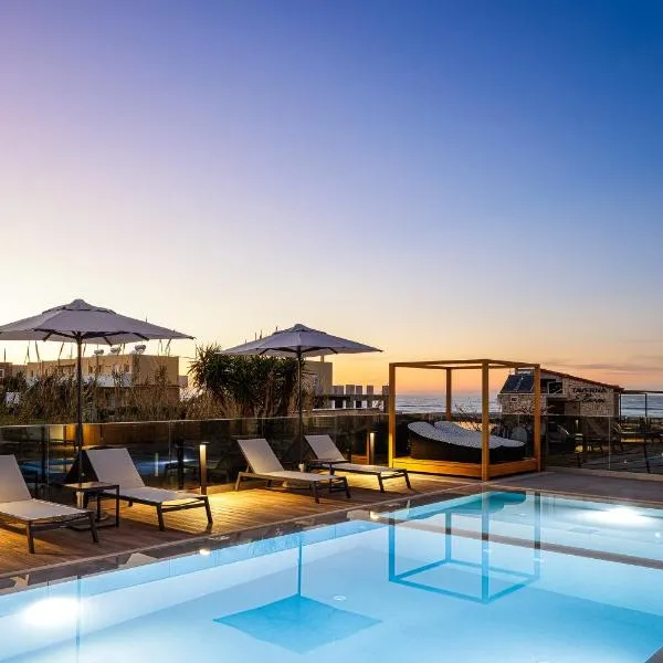 Eleven Boutique Suites, hotel u gradu 'Stavromenos'