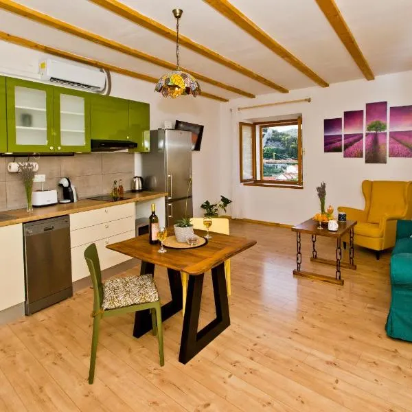 Sparrow Nest Hvar，位于赫瓦尔的酒店