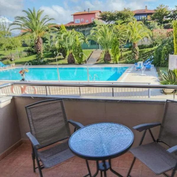 Hotel Tereñes Costa, hotel u gradu Ribadeselja