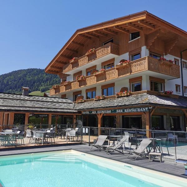 Hôtel-Chalet Les Ecureuils Jardin, Piscine & Sauna Etape Motos Garage