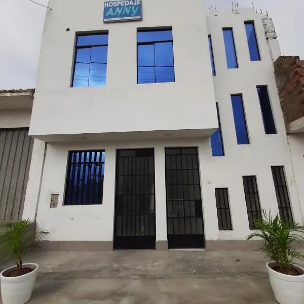 Hospedaje Anny, hotel v destinaci Larán