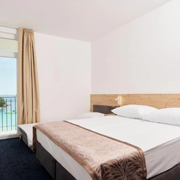 Colentum Resort Murter, hotel in Murter