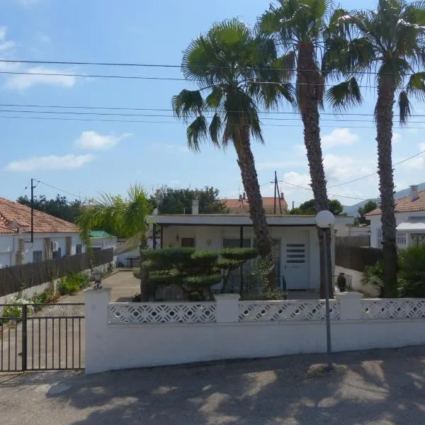 Exclusivo Chalet a Pie de Costa, hotel v destinaci Alcanar