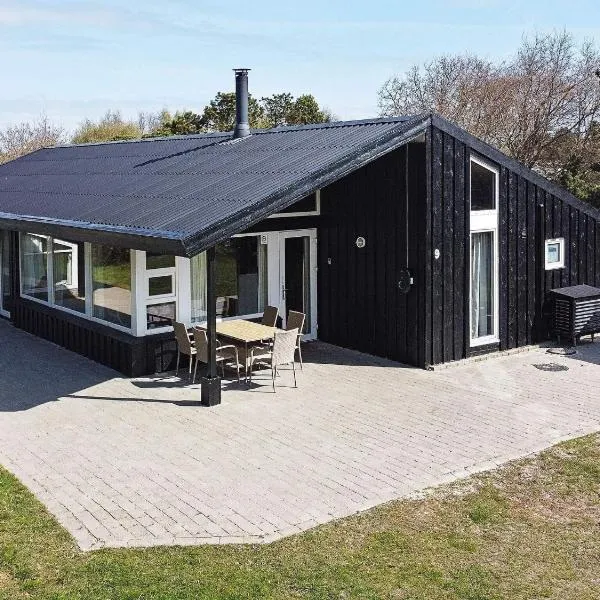 12 person holiday home in Fanø-By Traum, hotel v destinaci Fano