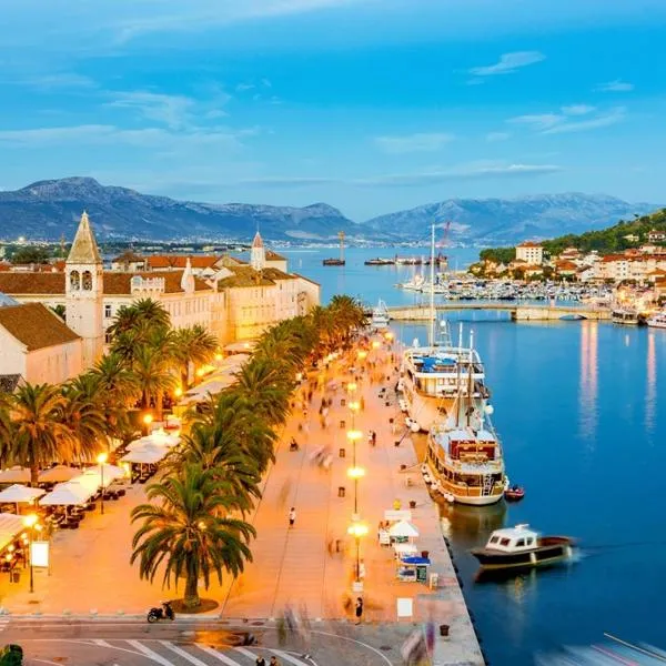 Mimoza Trogir, hotel in Trogir