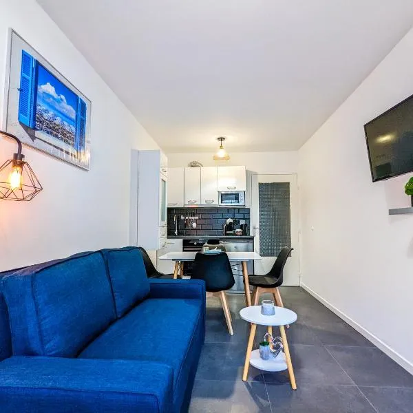 1 Min to the Beach Apartment - Kitchen - Tramway - Air Conditioner - Wifi - Promenade Des Anglais，位于尼斯的酒店