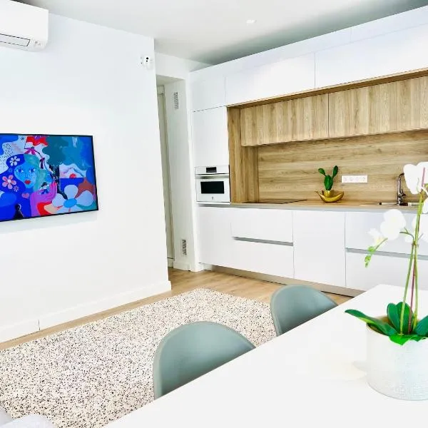 BEST LOFT NEAR REAL MADRID STADIUM, hotel di Madrid