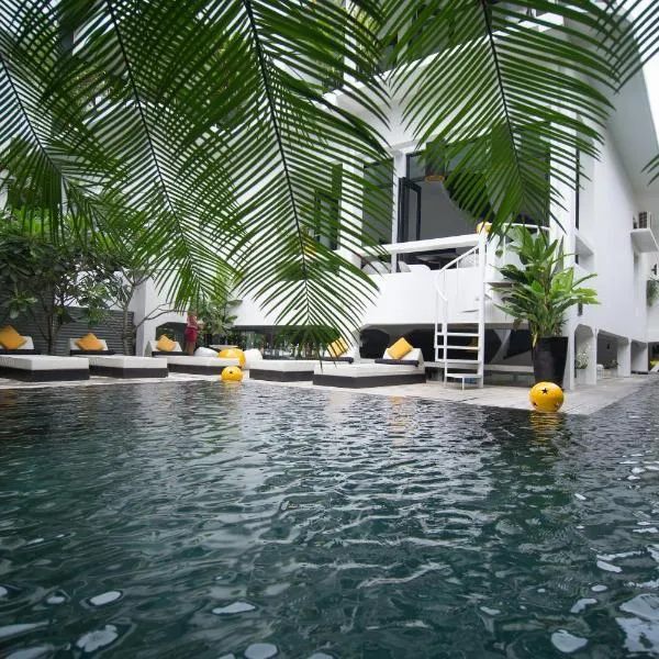 Arthur & Paul (Men Only Hotel), hotel in Phnom Penh
