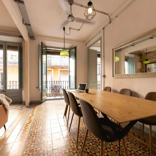 Bravissimo Les Rajoles, Unique 3-bedroom apartment, hotel in Girona