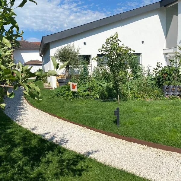 Le clos des Pommiers, hotel in Uffholtz