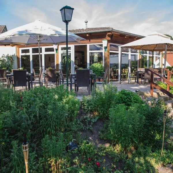 Landhotel Peters, hotel in Canow