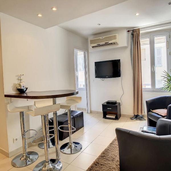 1 Bedroom Notre Dame 2 mins from the Croisette and the Palais 225