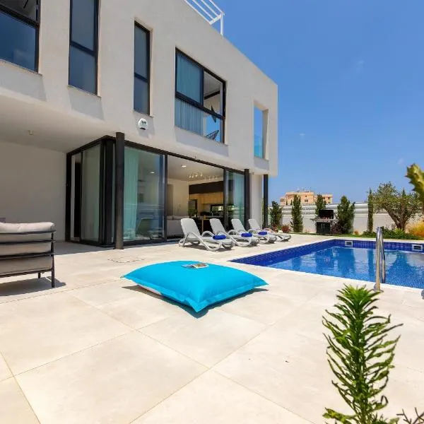 Protaras Almaria Villa 16, hotel in Protaras