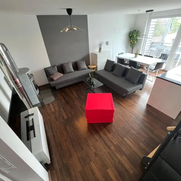 Penthouse-Wohnung - Balkon - Dachterrasse - Zentrum, hotel i Nürnberg
