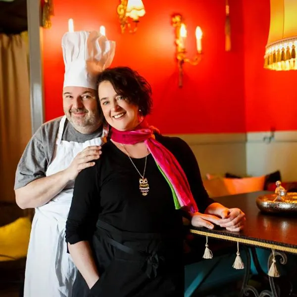 Hemma hos Jeanette & Micke på Peresgården,Vikarbyn的飯店