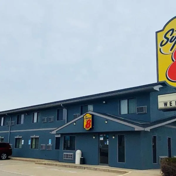 密歇根城速8酒店，位于密歇根城的酒店