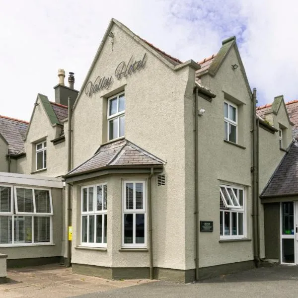 The Valley Hotel, Anglesey, hotel in Valley