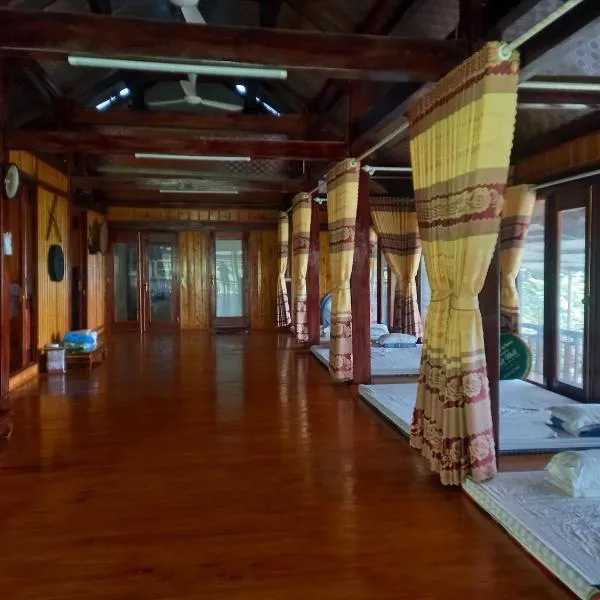 Homestay phố núi suối giàng, ξενοδοχείο σε Yên Bái
