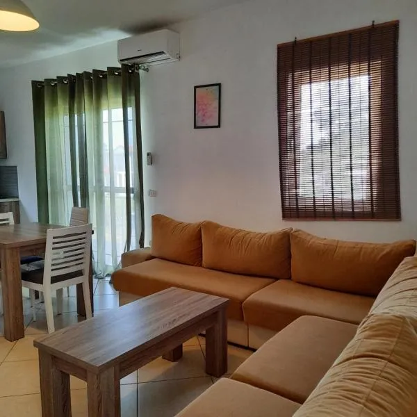 Apartments Alavana, hotel u gradu 'Velipojë'