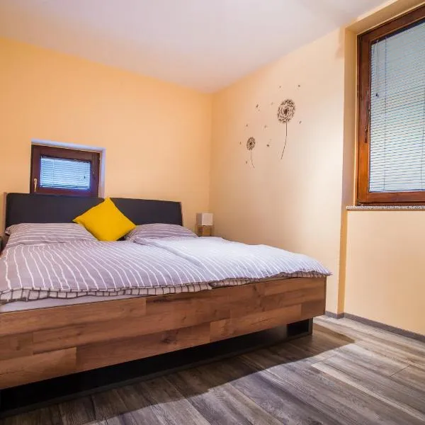 Apartment Veninsek, hotell sihtkohas Luče