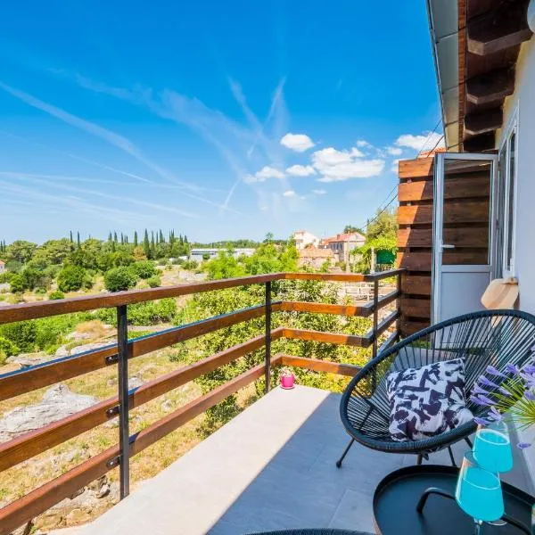 Le Petit 2, hotel in Cilipi