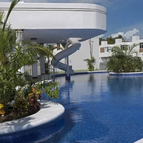 Casa Diamante Azul, hotel v destinaci Manzanillo