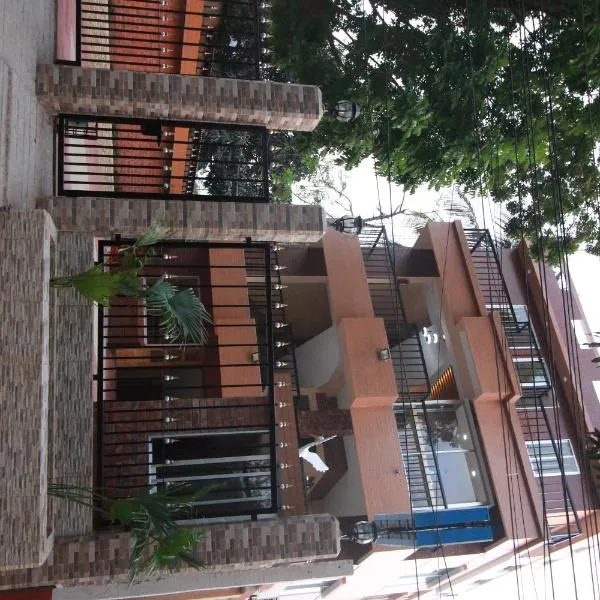 Little Rangpur Inn, hotel en Rangpur
