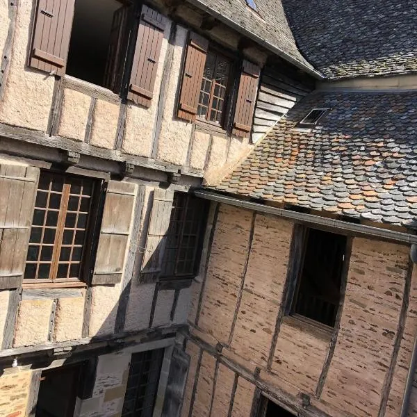 LA CONQUISE, Hotel in Conques-en-Rouergue