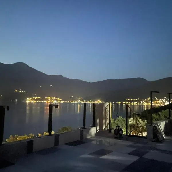 Casa de Laza Apartments, Hotel in Herceg Novi