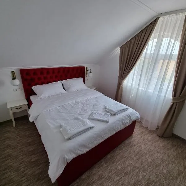 Mini Paradis, Hotel in Oradea