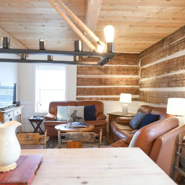 La Maison Bleue, hotel in Saint-Férréol-les-Neiges