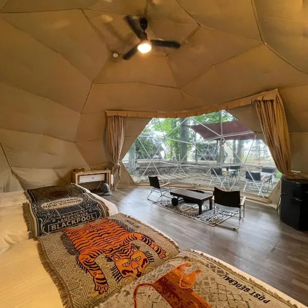 THE DAY POST GENERAL GLAMPING VILLAGE Yamanakako、山中湖村のホテル