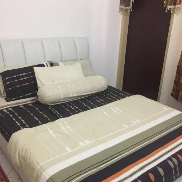 Guesthouse Adam, hotel em Pengkalan Cepa