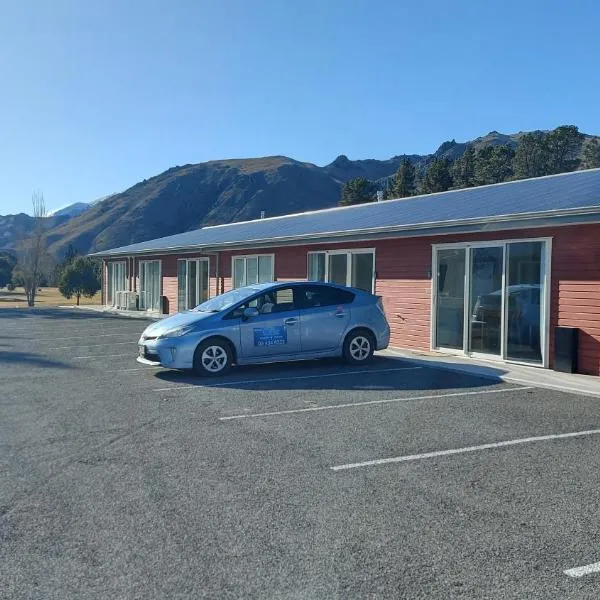 LAKE ESCAPE - Brand new warm and quiet two bedroom Apartment, hotel in Otematata